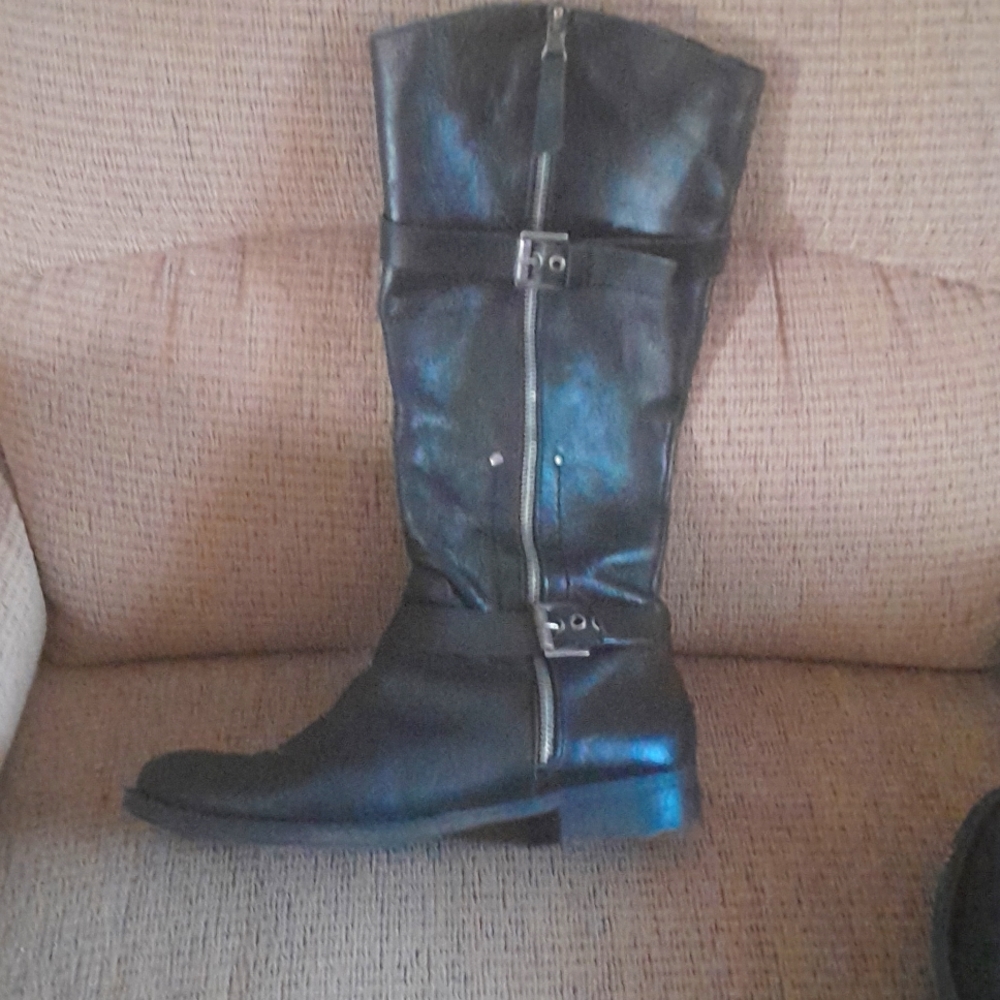 Leather tall boots